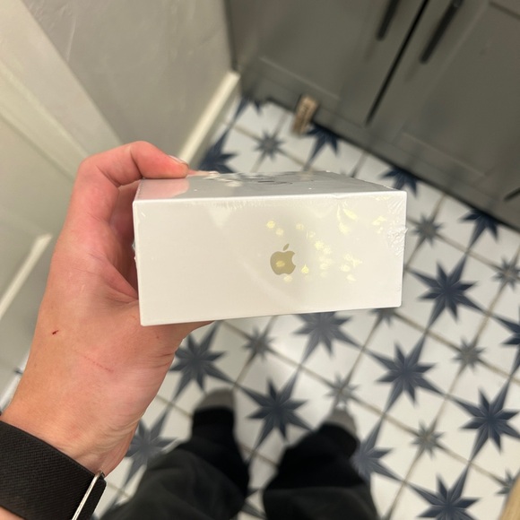 Apple AirPods Pro 2nd Gen with MagSafe Charging Case
STILL SEALED IN BOX - Picture 3 of 5